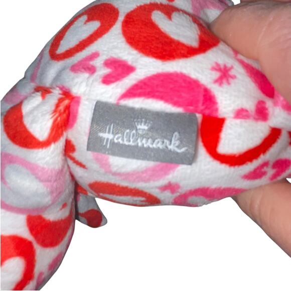 10" Hallmark Snoopy Plush Peanuts Hearts Stuffed Animal Nursery Decor Red Shower - Picture 6 of 13